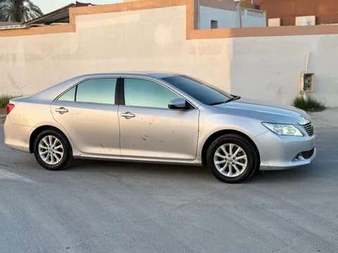 Used Toyota Camry 2.0L Luxury (HEV) 2011