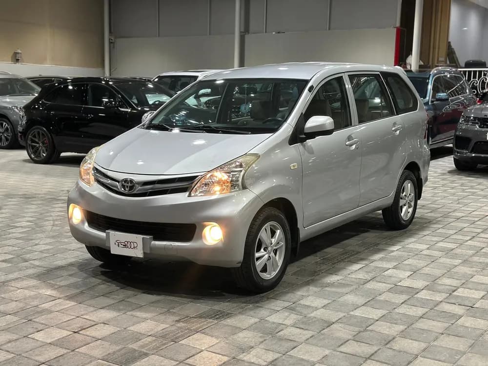 Used Toyota Avanza 2015