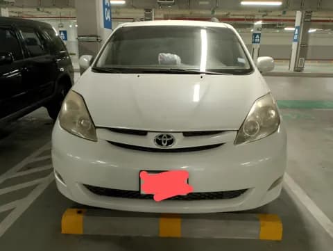 Used Toyota Sienna 2008