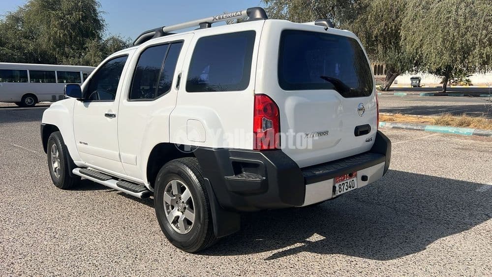 نيسان إكستيرا 4.0L S 4WD 2012 مستعملة