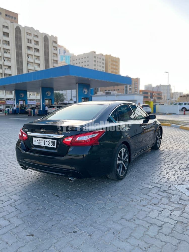 Used Nissan Altima 2.5 Sport 2016