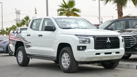 New Mitsubishi L200 2.4L Double Cab GLX Diesel 4WD 2025 New Mitsubishi L200 2.4L Double Cab GLX Diesel 4WD 2025 used_cars.forSale