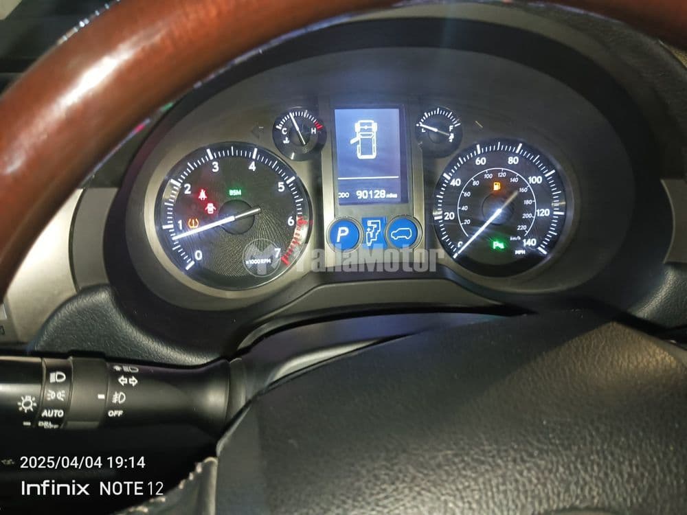 لكزس جي اكس 460 4 door 4.6L 2018 مستعملة