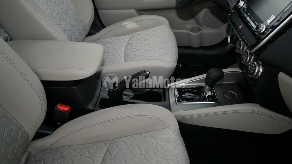 New Mitsubishi ASX 2.0L GLX 2WD Mid Option 2025