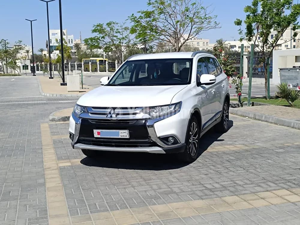 Used Mitsubishi Outlander 2.4L 2016