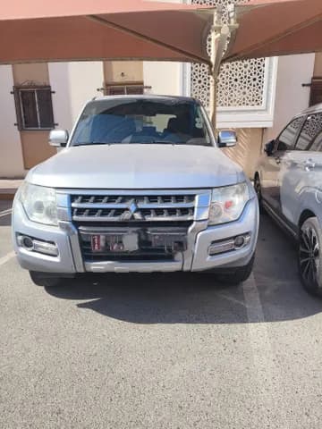 Used Mitsubishi Pajero 3.5L 5 Door Basic 2016 Used Mitsubishi Pajero 3.5L 5 Door Basic 2016 used_cars.forSale