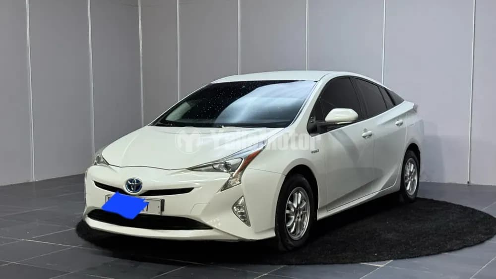Used Toyota Prius 1.8 Eco 2017