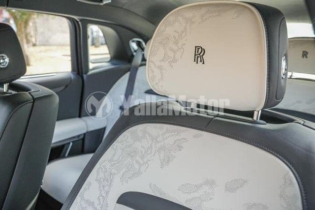 New Rolls Royce Ghost 6.6L Black Badge 2025
