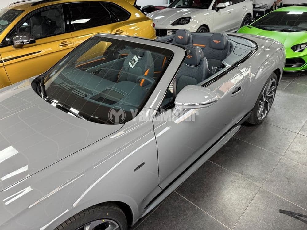 New Bentley Continental GTC W12 2025