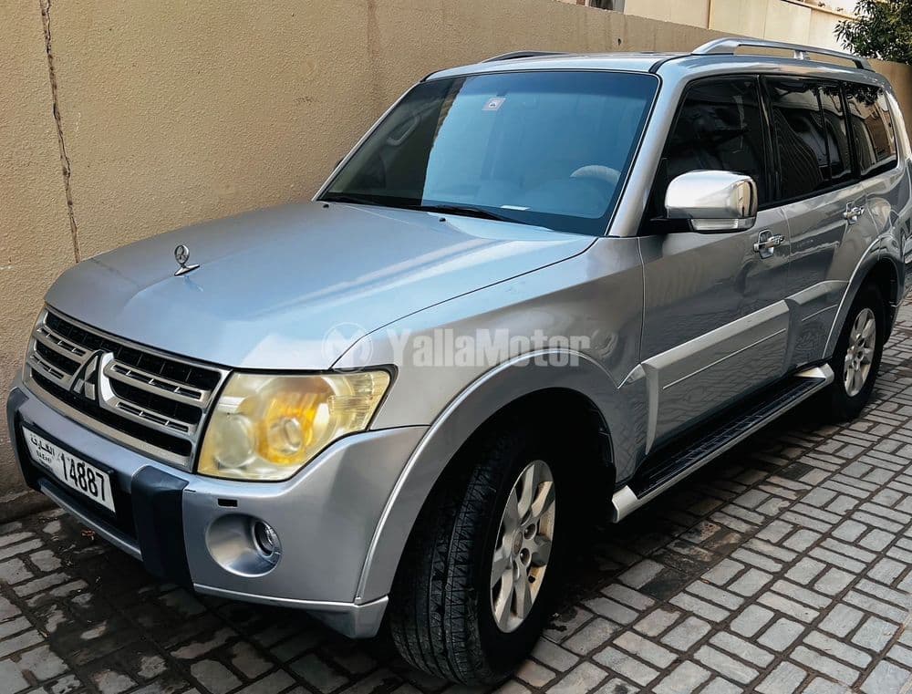 Used Mitsubishi Pajero GLS V6 2011