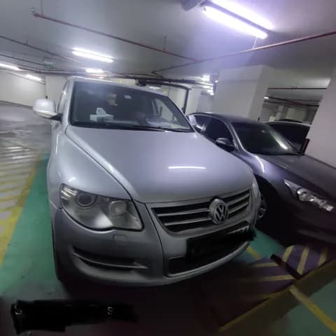 Used Volkswagen Touareg 3.6L S 2008