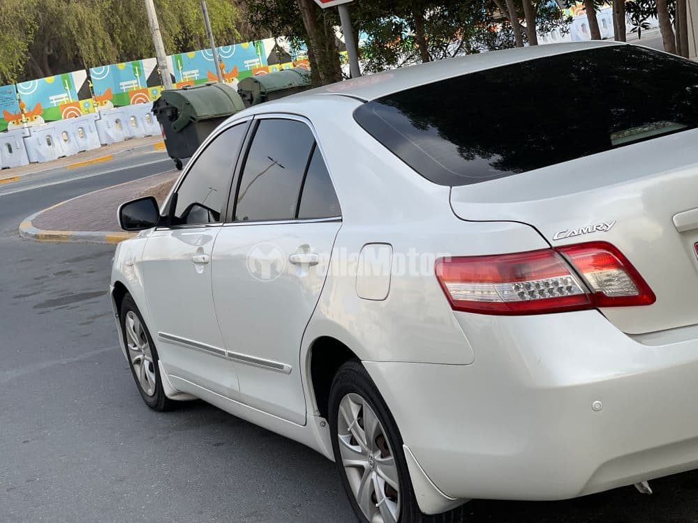 تويوتا كامري 2.5L GLE 178 HP 2011 مستعملة