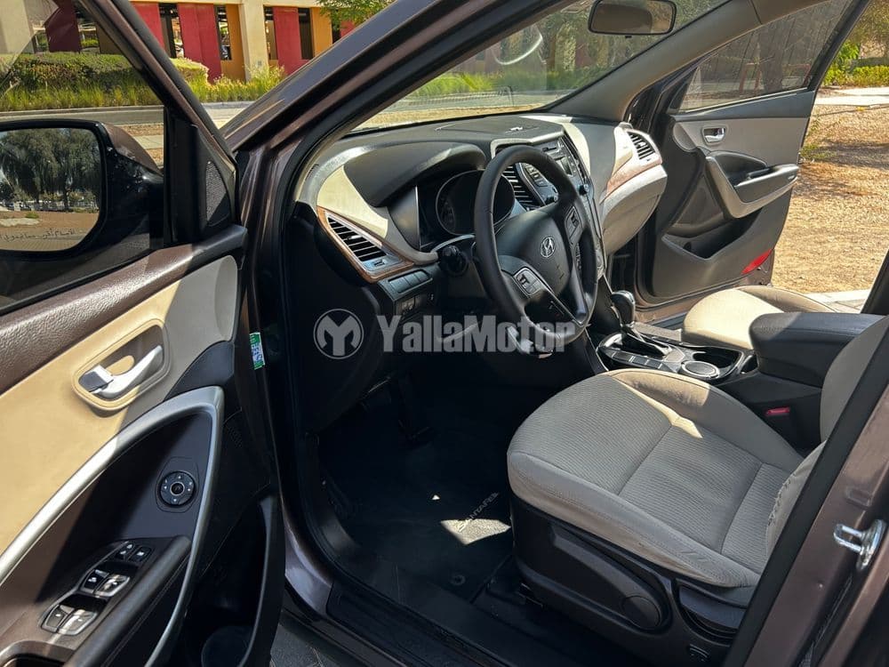 Used Hyundai Santa Fe 2.4L Mid (FWD) 2016