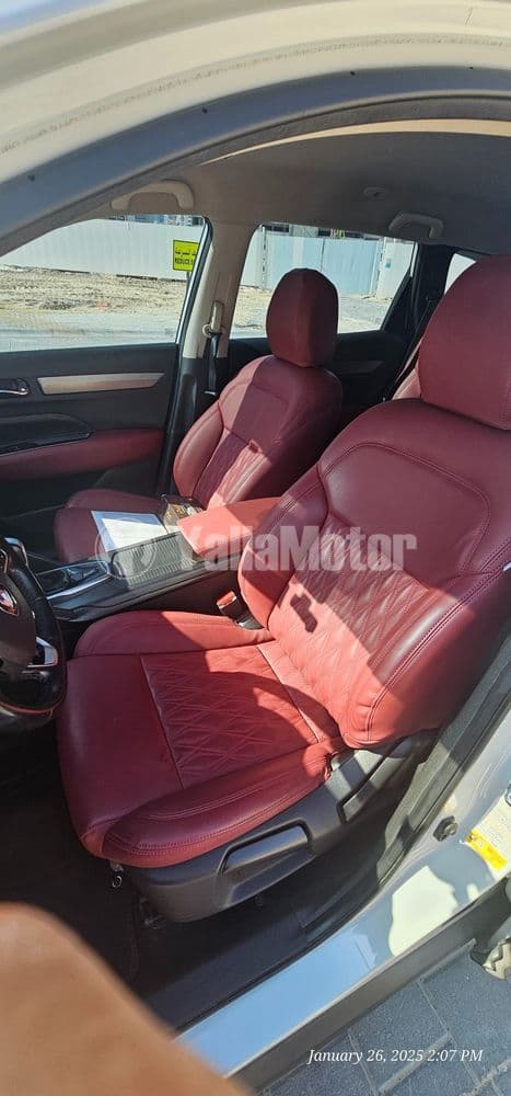 رينو كوليوس 2.5L PE 2019 مستعملة