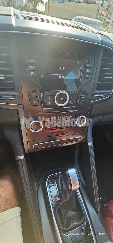 رينو كوليوس 2.5L PE 2019 مستعملة