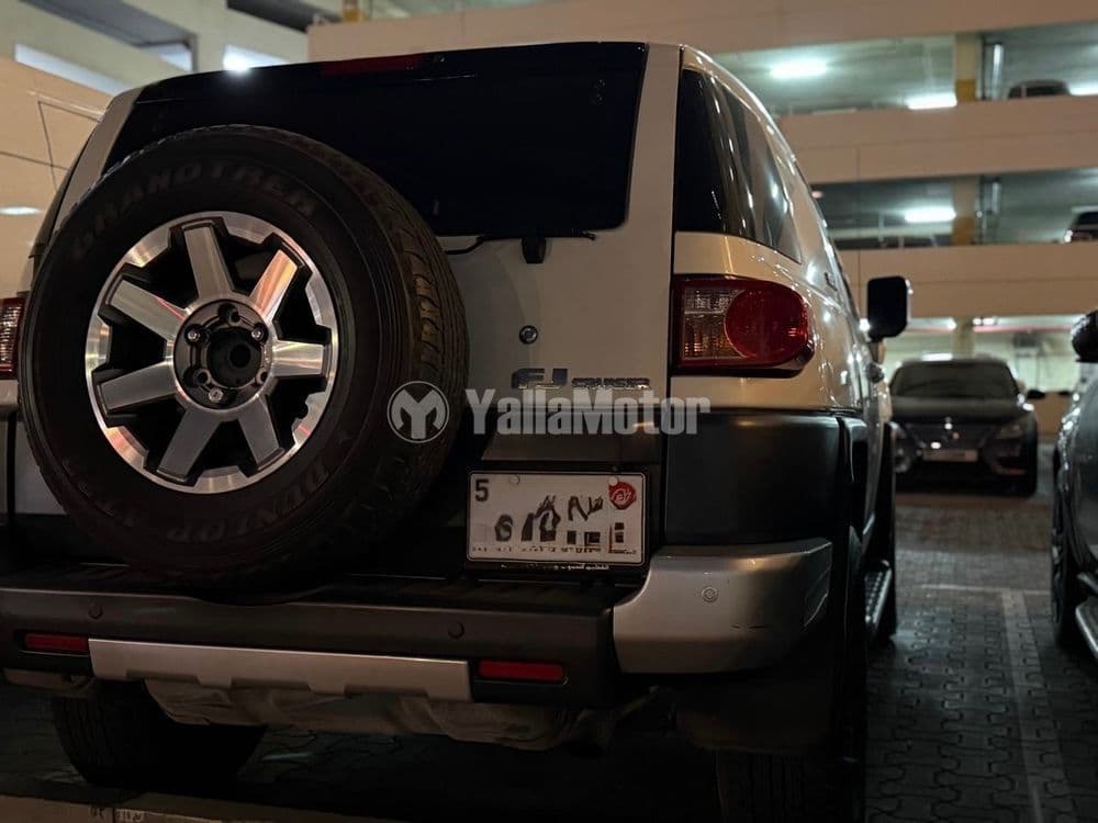 Used Toyota FJ Cruiser 4.0L GXR 2015