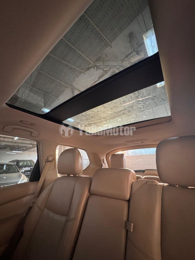 نيسان باثفايندر 3.5L SL 4WD 7 Seater 2013 مستعملة