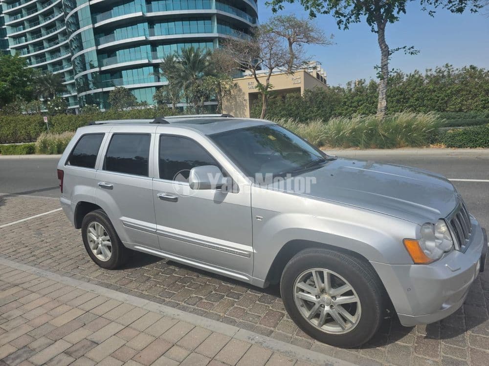 Used Jeep Grand Cherokee 5.7L Overland 2009