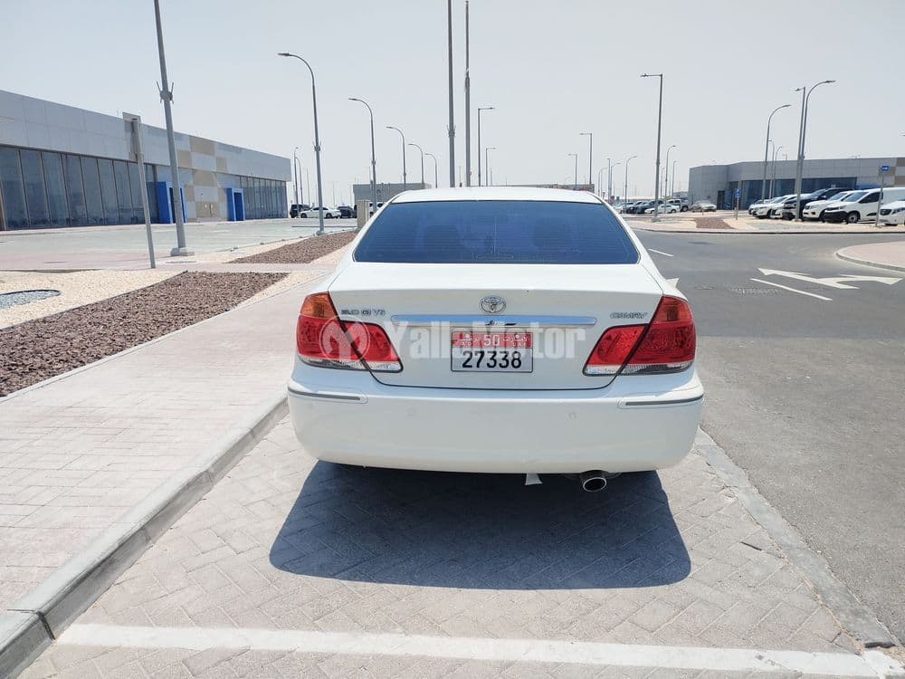 مستعملة تويوتا كامري 3.0L V6 2006