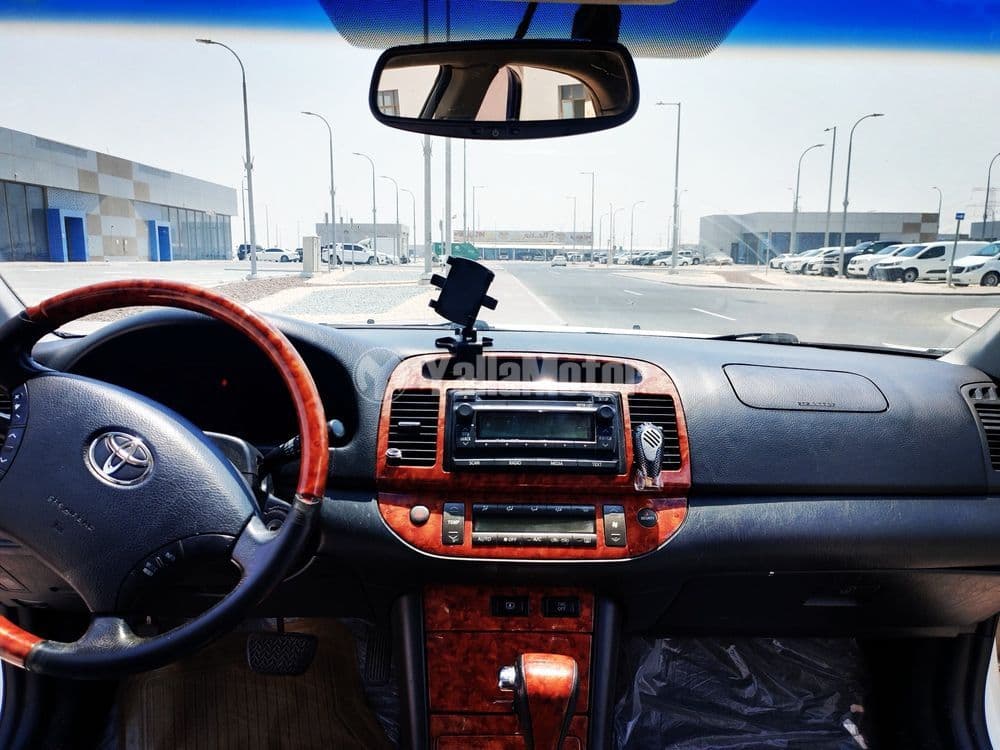 مستعملة تويوتا كامري 3.0L V6 2006