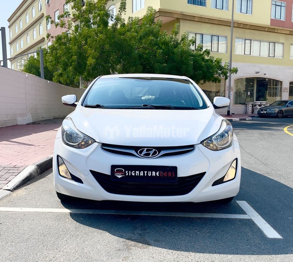 هيونداي إلنترا 1.8L 2015 مستعملة