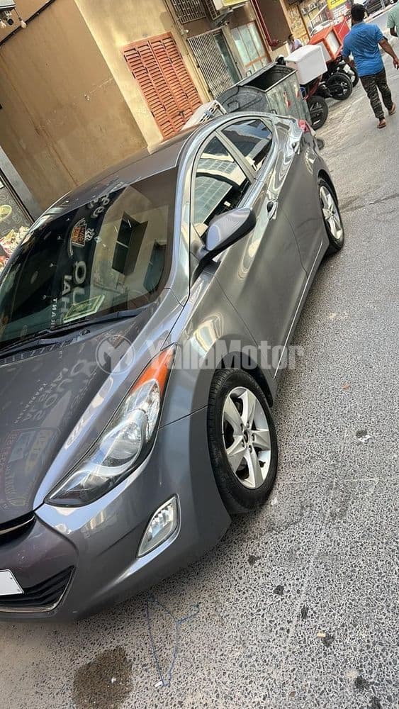 هيونداي إلنترا 1.8L 2012 مستعملة