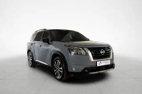 Used Nissan Pathfinder 3.5L SL 4WD 2024