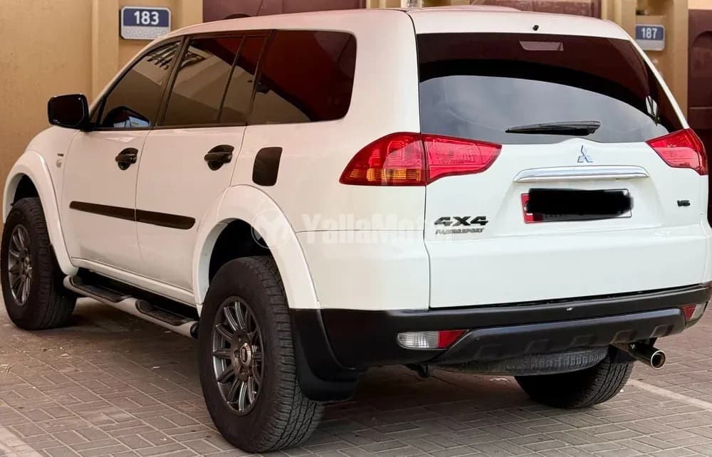 Used Mitsubishi Pajero Sport SUV 2011