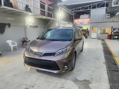 Used Toyota Sienna 2020