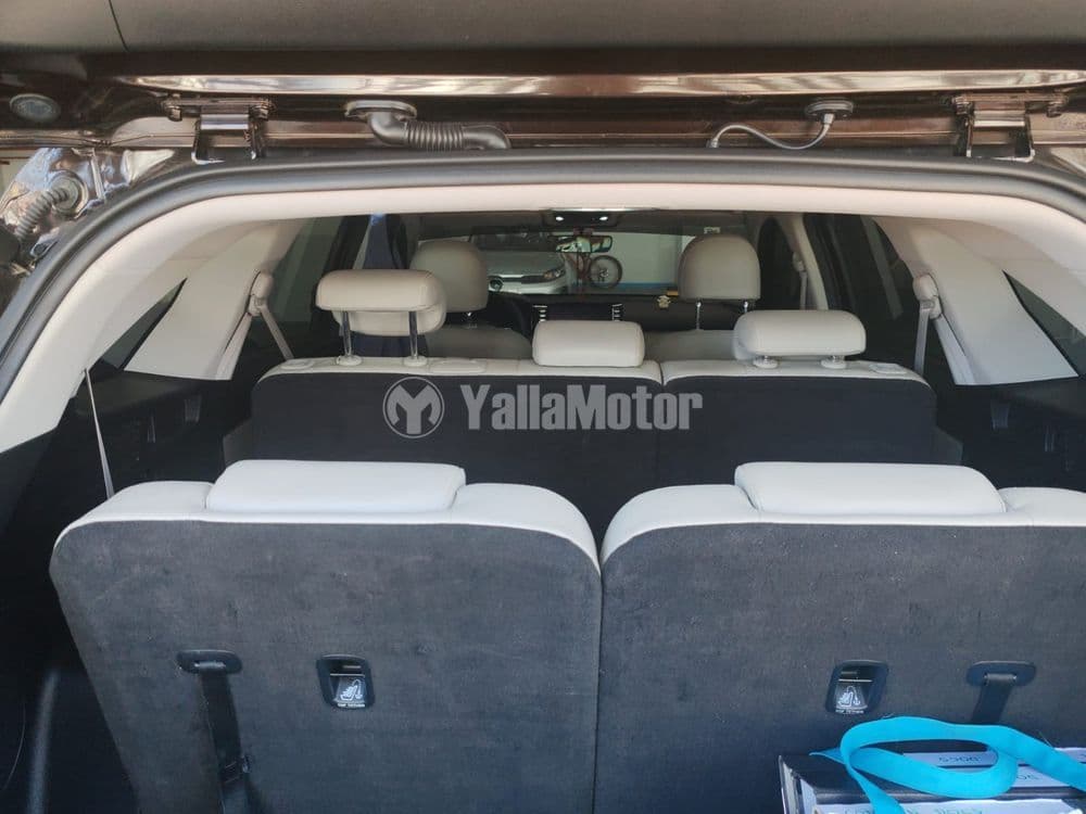 كيا سورينتو 2.4L 7 Seater 2022 مستعملة