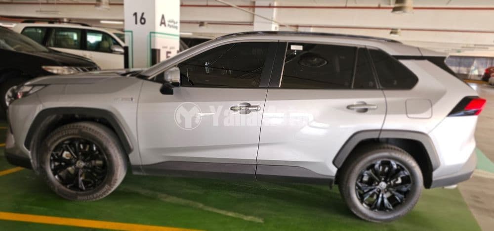 تويوتا راف4 2.5L VXR Hybrid 2024 مستعملة