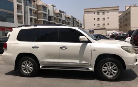 تويوتا لاند كروزر 4.0L GX 2011 مستعملة