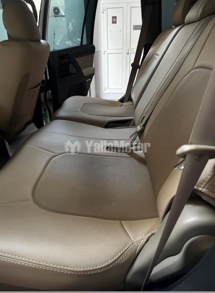 تويوتا لاند كروزر 4.0L GX 2011 مستعملة