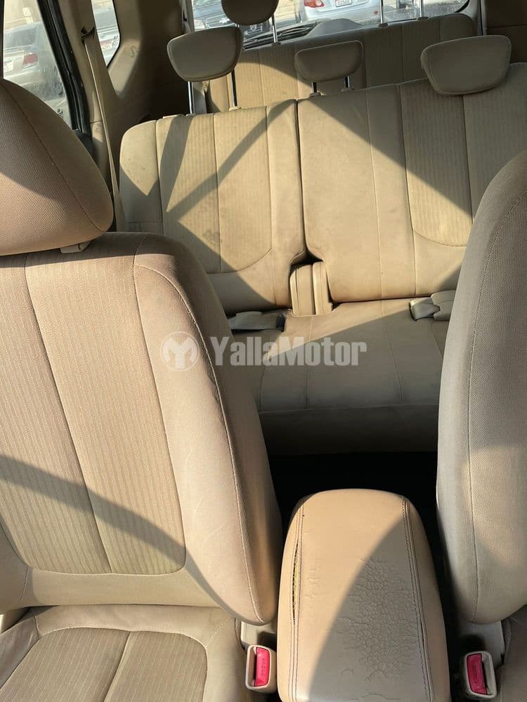 Used Kia Carens 2.0L Top 2012