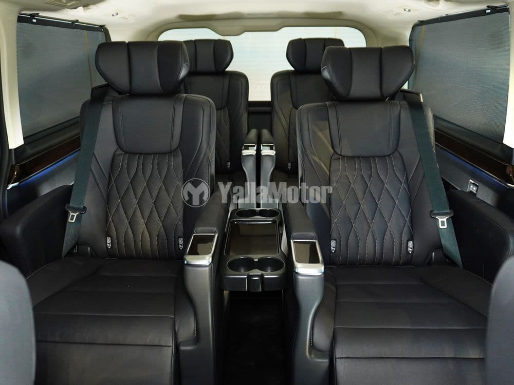New Toyota Granvia 3.5L Premium 2025