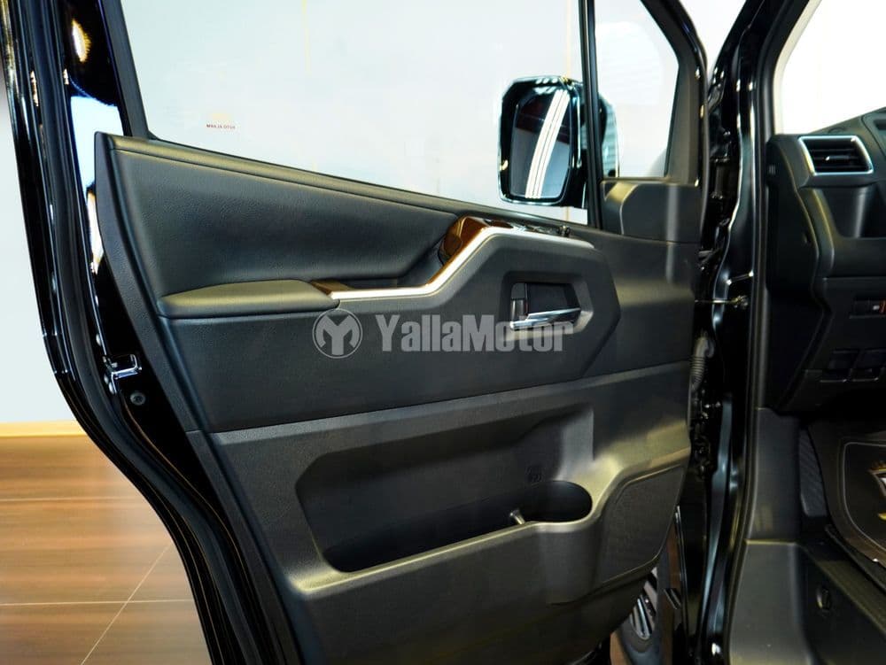 New Toyota Granvia 3.5L Premium 2025