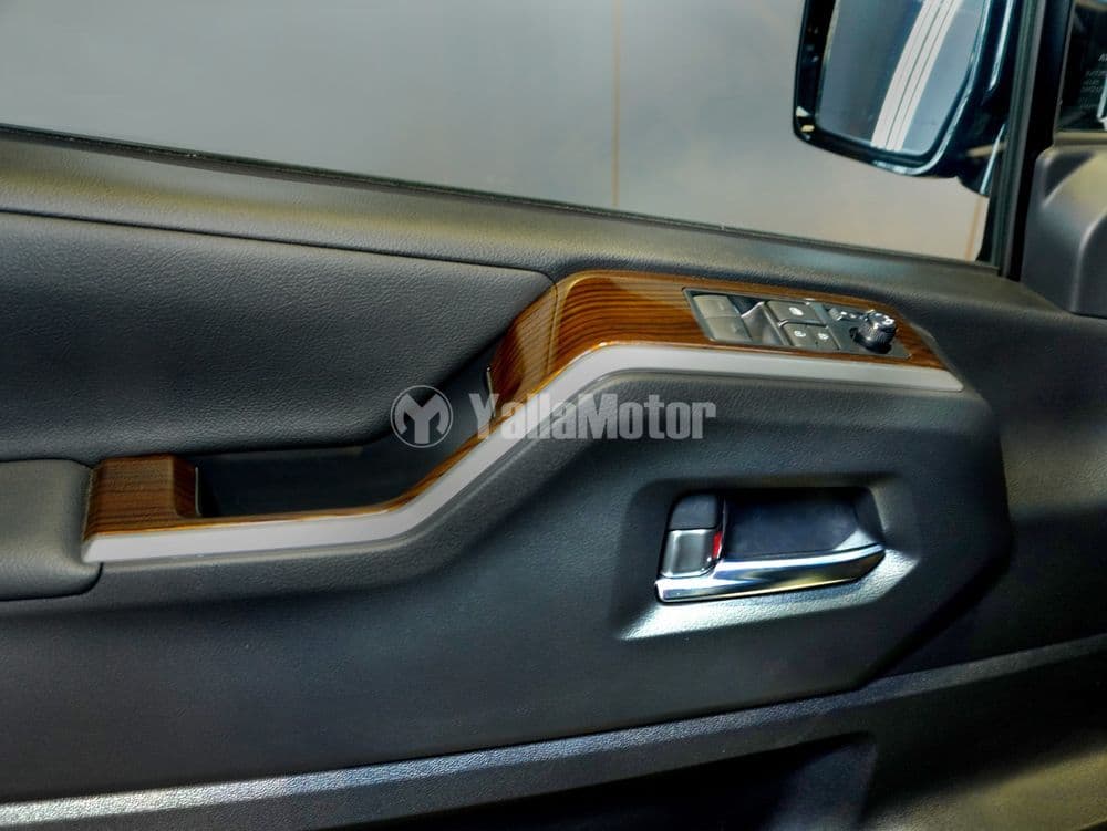 New Toyota Granvia 3.5L Premium 2025