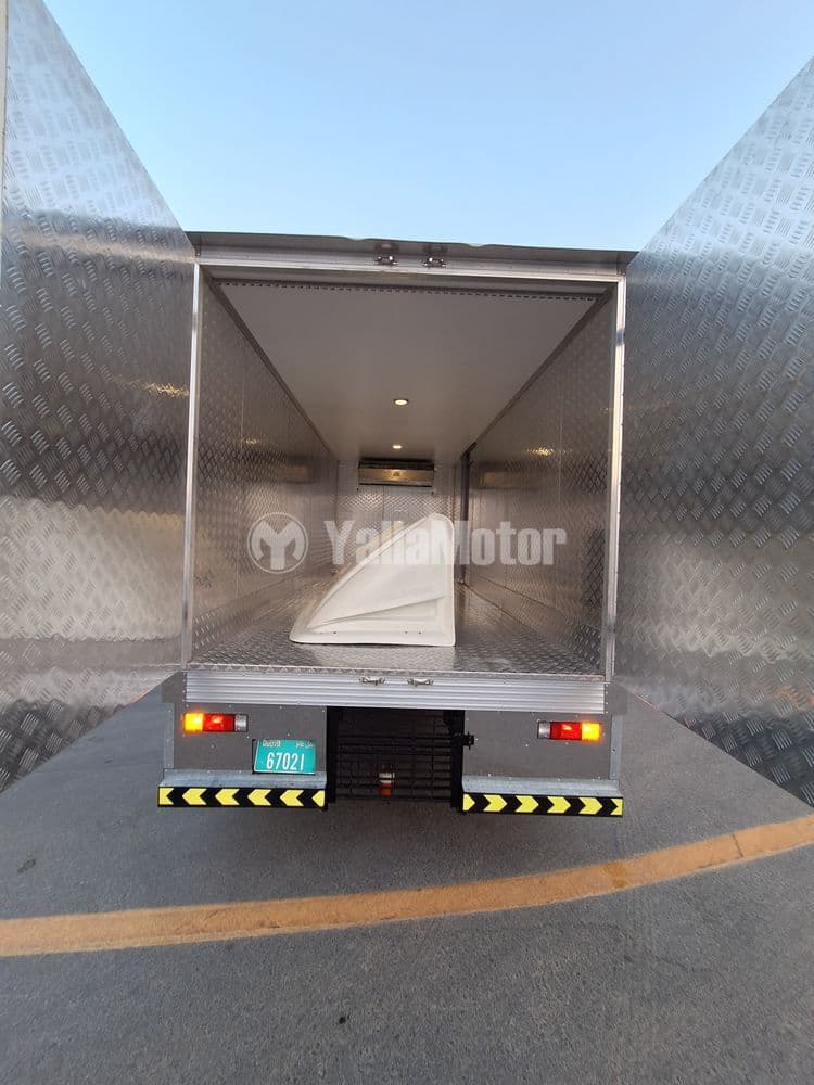 ميتسوبيشي كانتر 2023 مستعملة