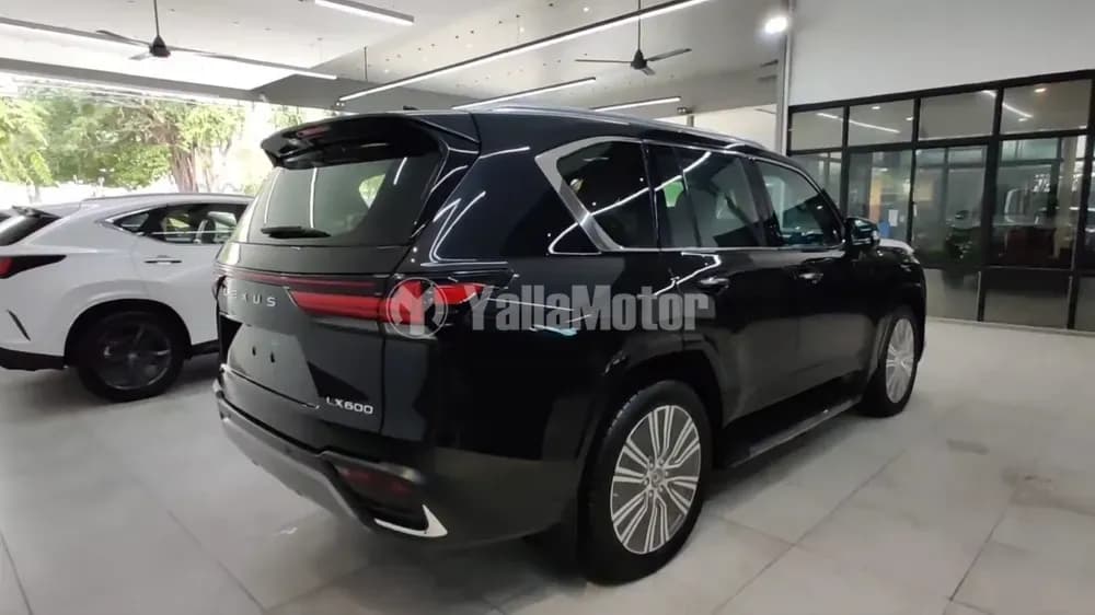 Used Lexus LX 600 Signature AWD 7-Seats 2023