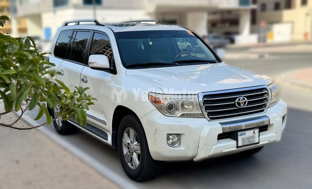Used Toyota Land Cruiser 4.6L GXR 2014