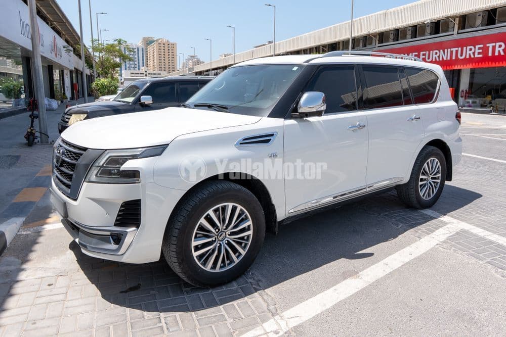 نيسان باترول 5.6L LE Platinum City 2021 مستعملة
