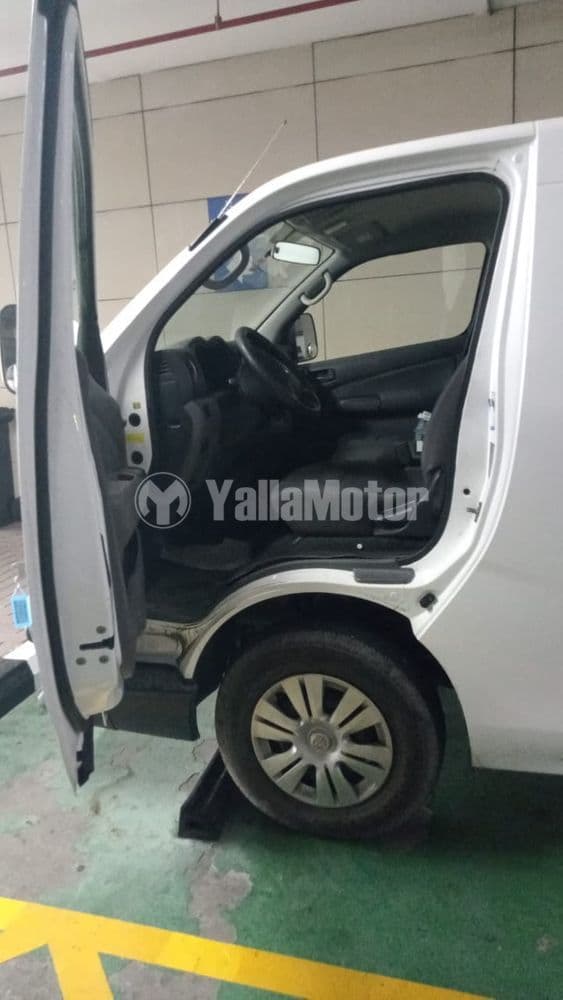 Used Nissan Urvan 2.5L Panel Van Standard 2022