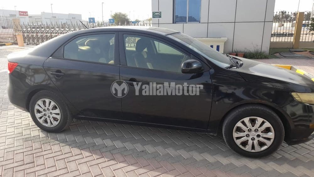 كيا سيراتو 1.6L Sedan 2011 مستعملة