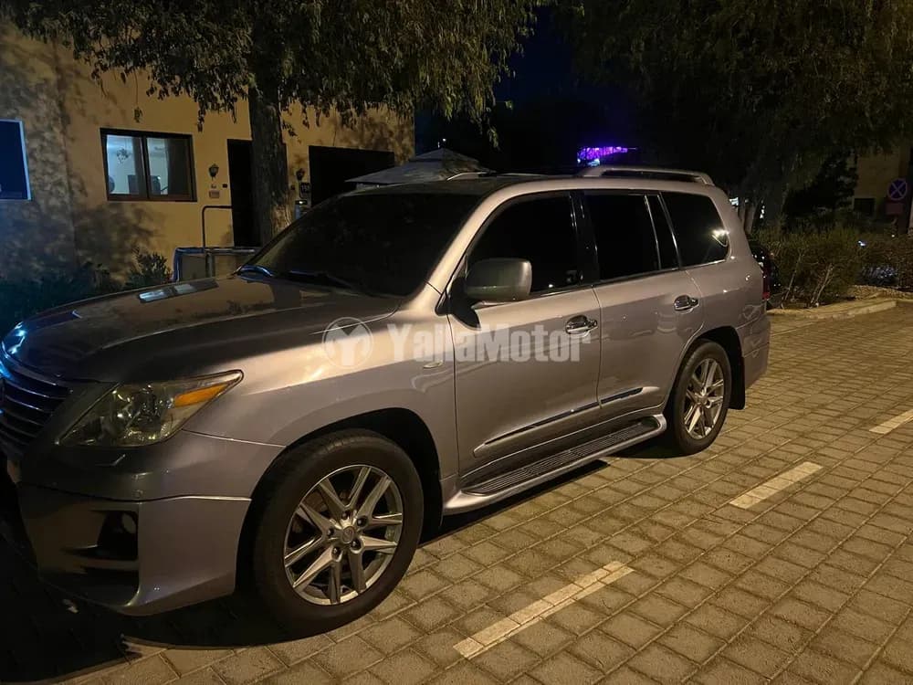 Used Lexus LX 570 2009