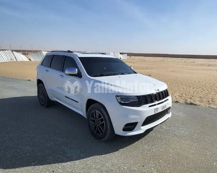 مستعملة جيب جراند شيروكي لمتيد 3.6L بلس 2020