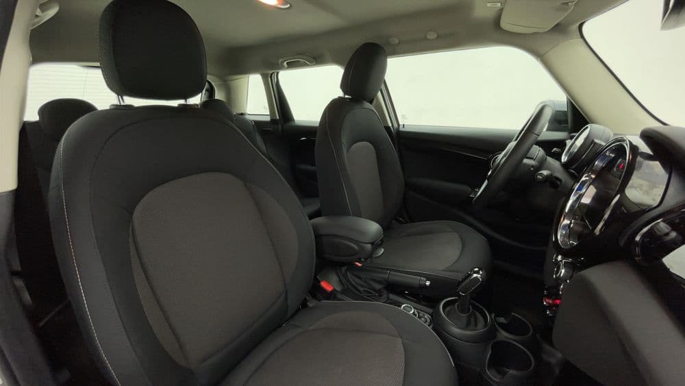 ميني Cooper 2024 مستعملة