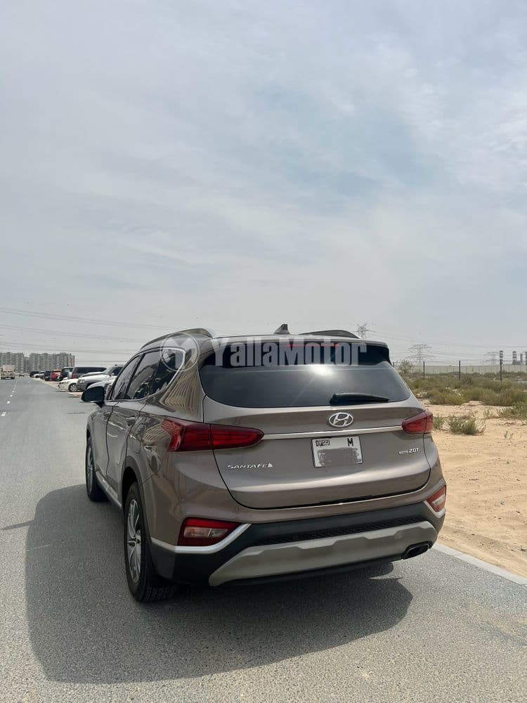 هيونداي سانتافيه 2.4L دفع رباعي 2019 المستعمل