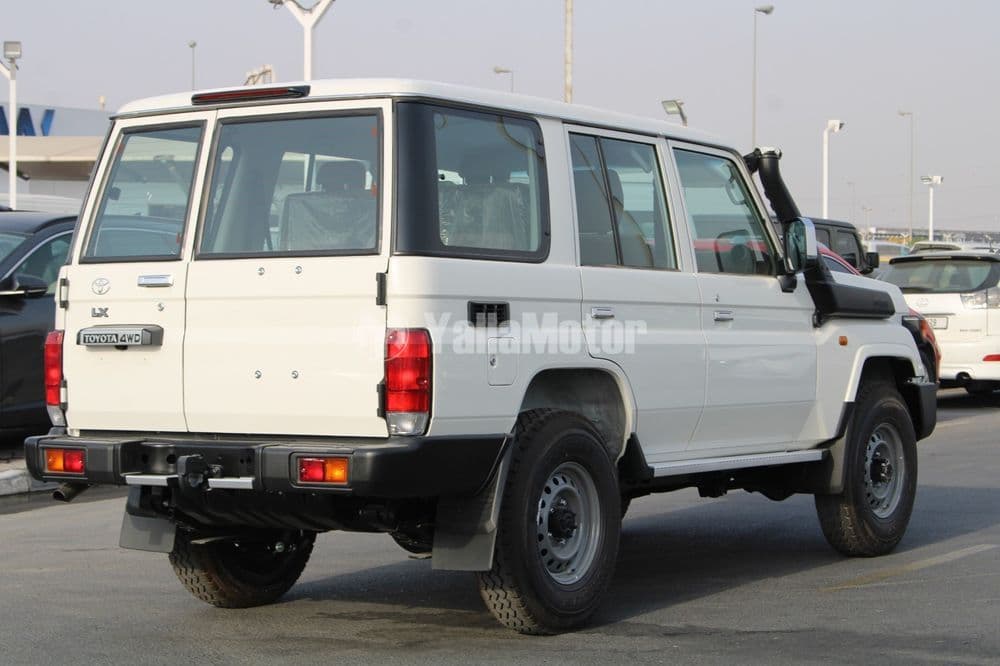 New Toyota Land Cruiser 70 Series 2.8L LX Diesel A/T (5-Door) 2025