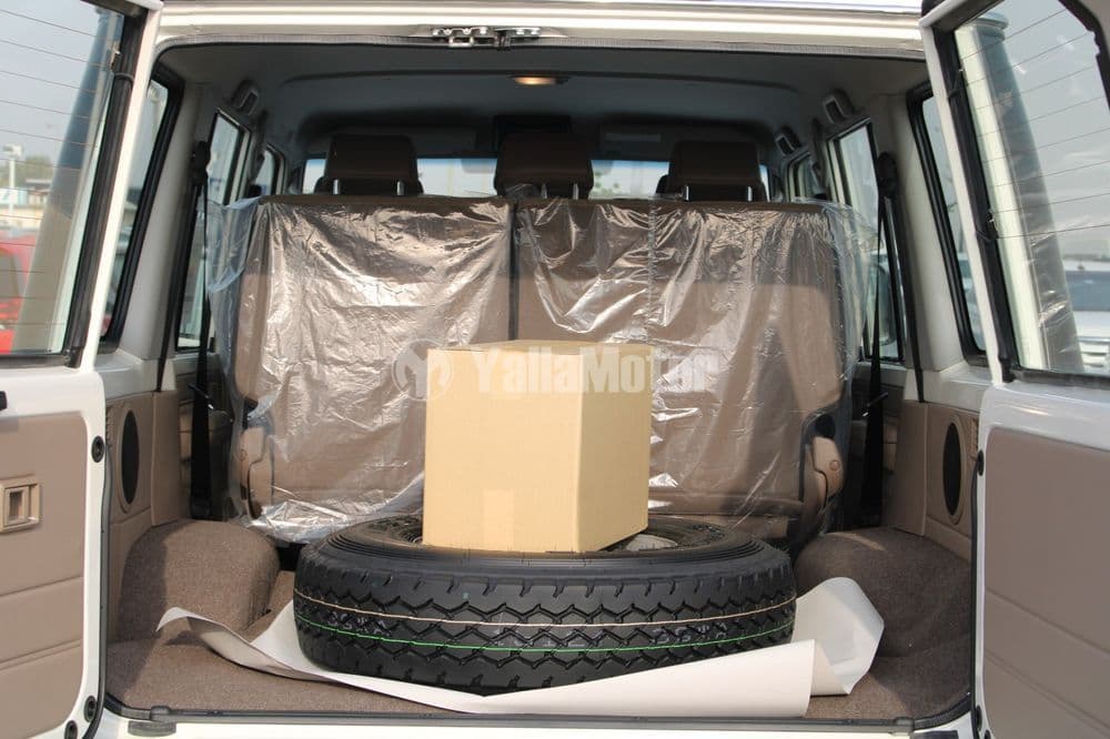 New Toyota Land Cruiser 70 Series 2.8L LX Diesel A/T (5-Door) 2025