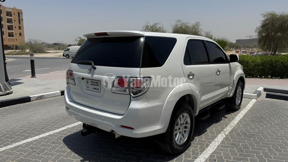 Used Toyota Fortuner 4.0L GXR 2015